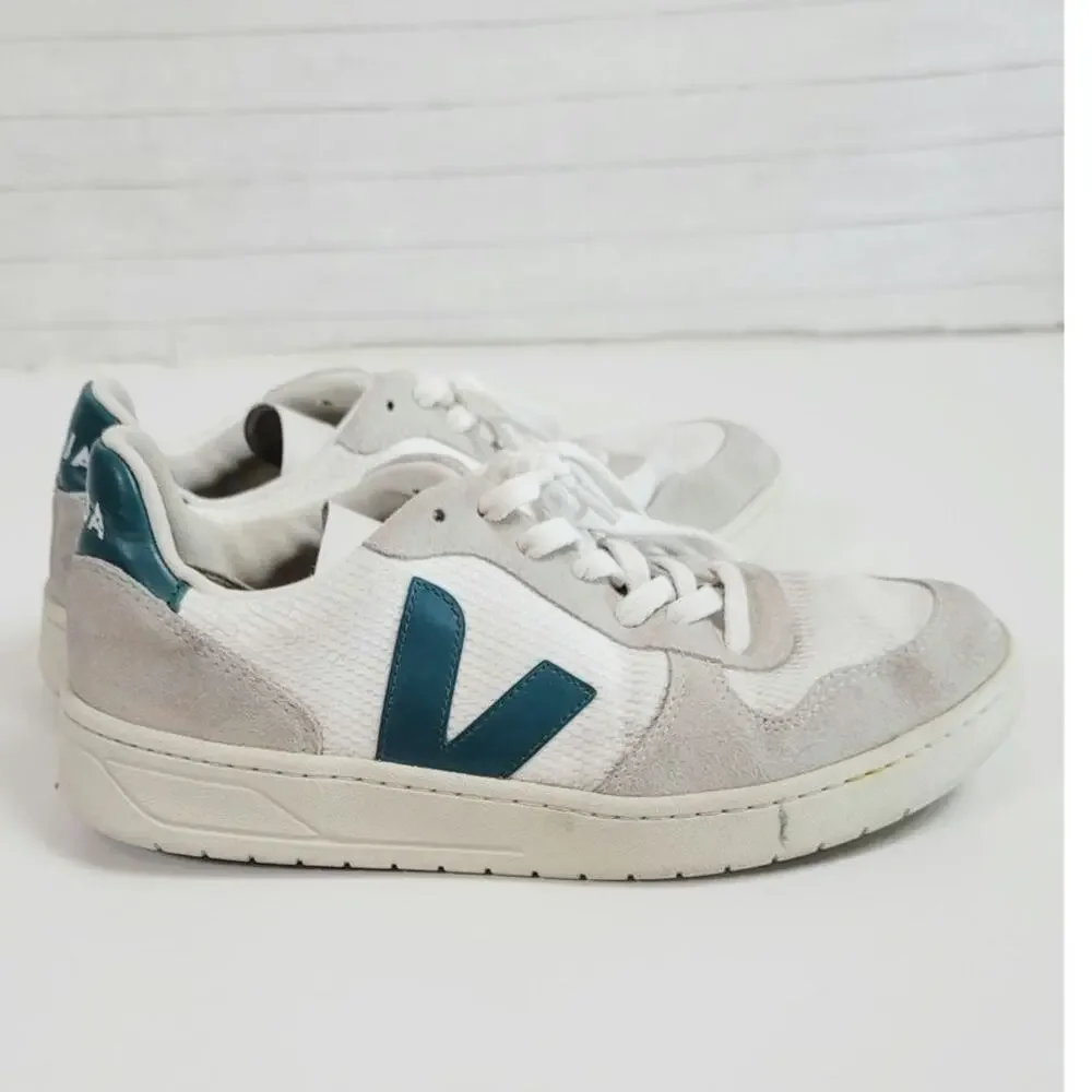 VEJAS V-10 B-MESH WHITE BRITTANY  SNEAKERS IN HUNTER GREEN, sz 9